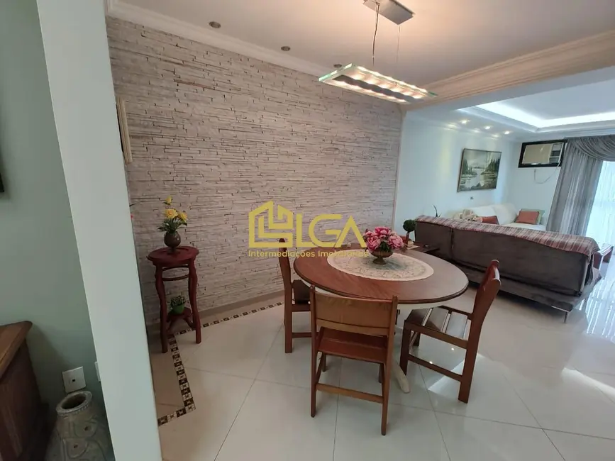 Foto 9 de Apartamento com 3 quartos à venda, 150m2 em Embaré, Santos - SP