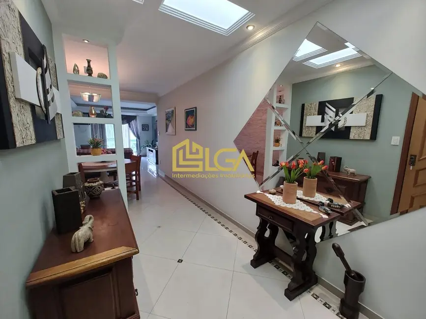 Foto 3 de Apartamento com 3 quartos à venda, 150m2 em Embaré, Santos - SP