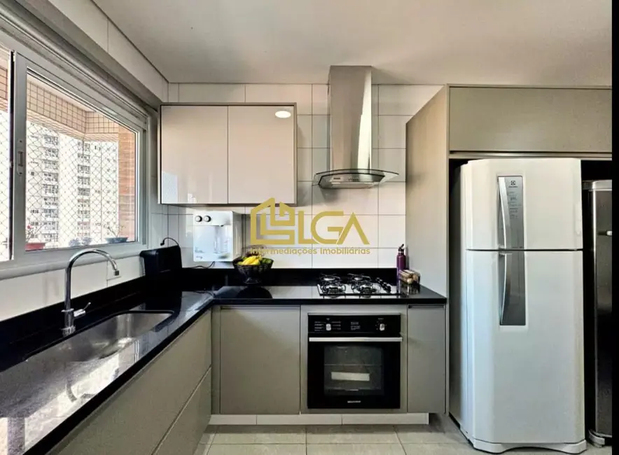 Apartamento com 3 quartos à venda, 141m2 em Embaré, Santos - SP - imagem 7 Foto 7 de Apartamento com 3 quartos à venda, 141m2 em Embaré, Santos - SP