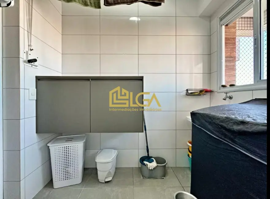 Apartamento com 3 quartos à venda, 141m2 em Embaré, Santos - SP - imagem 8 Foto 8 de Apartamento com 3 quartos à venda, 141m2 em Embaré, Santos - SP