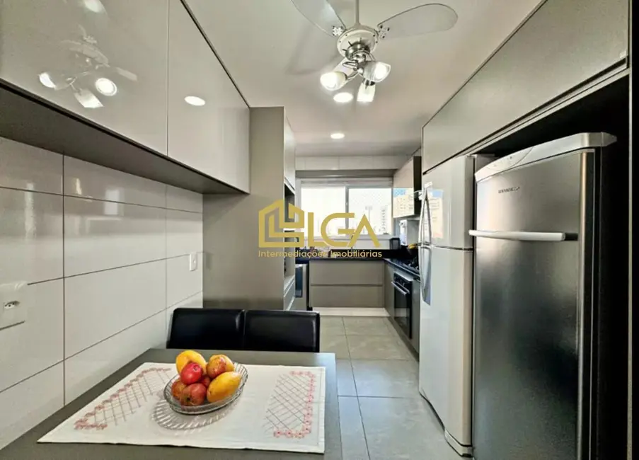 Apartamento com 3 quartos à venda, 141m2 em Embaré, Santos - SP - imagem 6 Foto 6 de Apartamento com 3 quartos à venda, 141m2 em Embaré, Santos - SP