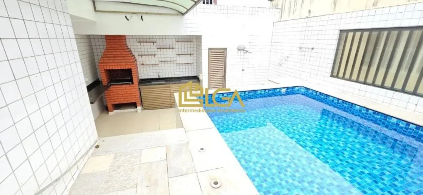 Foto 2 de Casa com 3 quartos à venda, 210m2 em Embaré, Santos - SP
