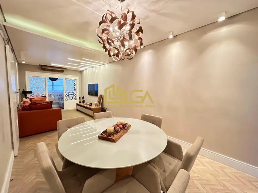 Foto 1 de Apartamento com 2 quartos à venda, 110m2 em Centro, Sao Vicente - SP