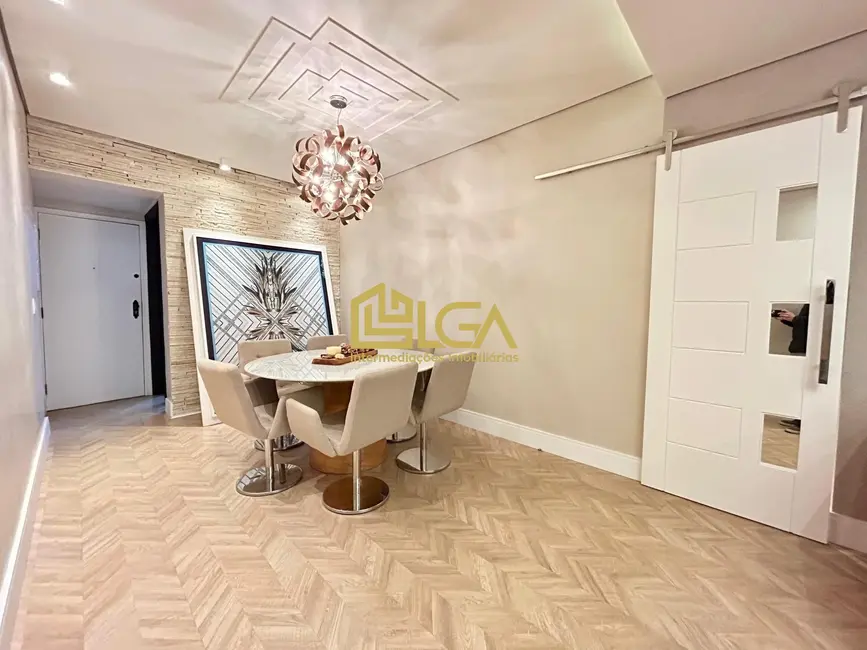 Foto 2 de Apartamento com 2 quartos à venda, 110m2 em Centro, Sao Vicente - SP