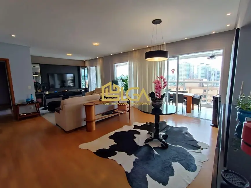 Apartamento com 3 quartos à venda, 160m2 em Embaré, Santos - SP - imagem 4 Foto 4 de Apartamento com 3 quartos à venda, 160m2 em Embaré, Santos - SP