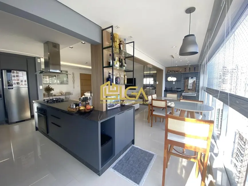 Apartamento com 3 quartos à venda, 136m2 em Boqueirão, Santos - SP - imagem 6 Foto 6 de Apartamento com 3 quartos à venda, 136m2 em Boqueirão, Santos - SP