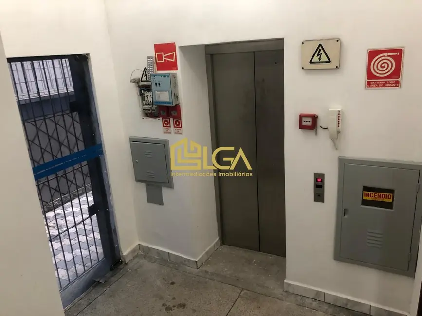 Prédio Inteiro para alugar, 1000m2 em Gonzaga, Santos - SP - imagem 3 Foto 3 de Prédio Inteiro para alugar, 1000m2 em Gonzaga, Santos - SP