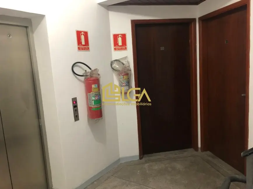 Prédio Inteiro para alugar, 1000m2 em Gonzaga, Santos - SP - imagem 8 Foto 8 de Prédio Inteiro para alugar, 1000m2 em Gonzaga, Santos - SP