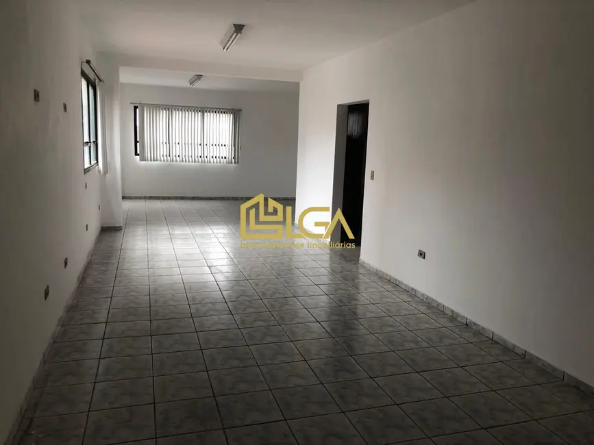 Prédio Inteiro para alugar, 1000m2 em Gonzaga, Santos - SP - imagem 6 Foto 6 de Prédio Inteiro para alugar, 1000m2 em Gonzaga, Santos - SP