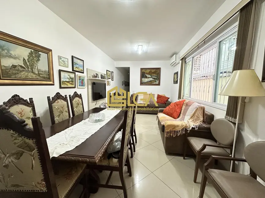 Foto 2 de Casa com 3 quartos à venda, 126m2 em Boqueirão, Santos - SP
