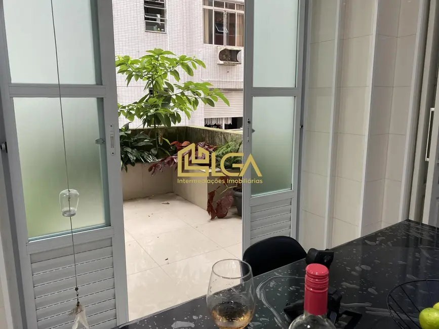 Apartamento com 3 quartos à venda, 173m2 em Gonzaga, Santos - SP - imagem 5 Foto 5 de Apartamento com 3 quartos à venda, 173m2 em Gonzaga, Santos - SP