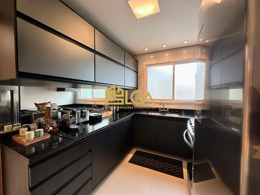 Foto 9 de Apartamento com 3 quartos à venda, 178m2 em Gonzaga, Santos - SP