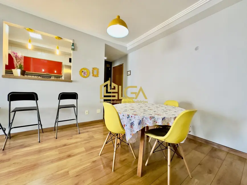 Apartamento com 2 quartos à venda, 99m2 em Gonzaga, Santos - SP - imagem 5 Foto 5 de Apartamento com 2 quartos à venda, 99m2 em Gonzaga, Santos - SP