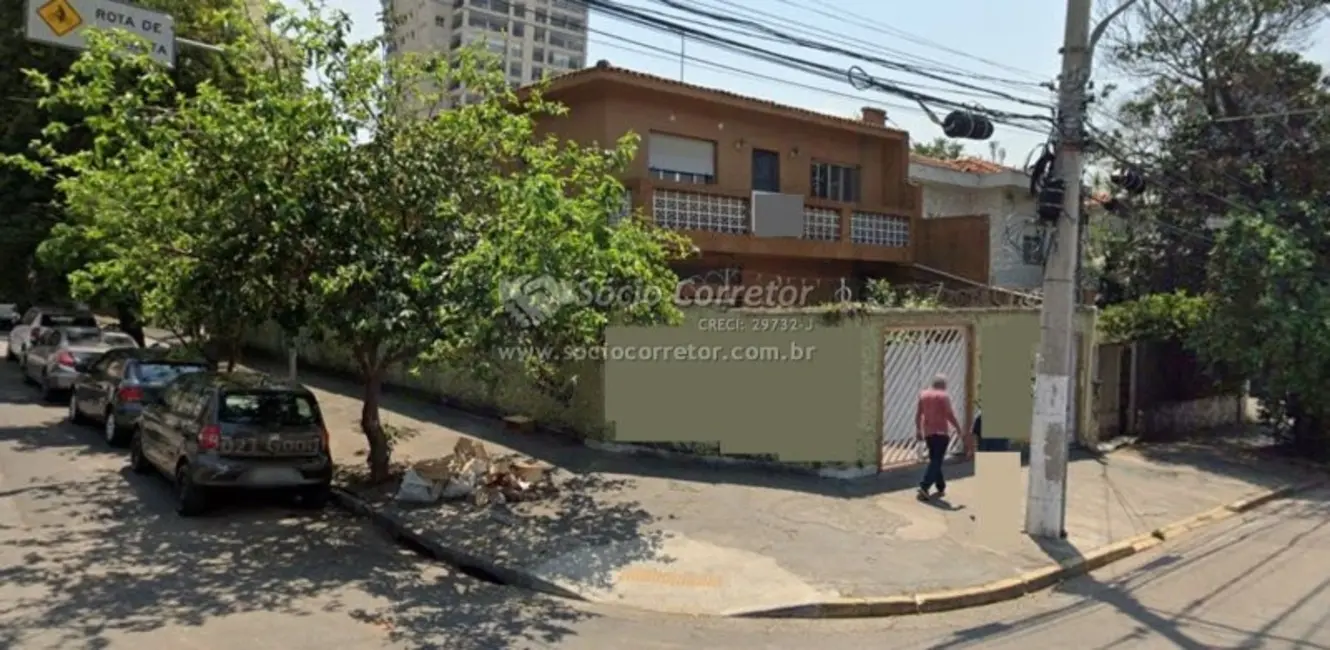 Foto 2 de Casa com 5 quartos para alugar, 320m2 em Água Branca, São Paulo - SP