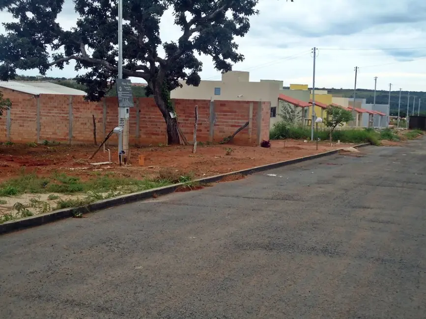 Terreno / Lote à venda, 360m2 em Caldas Novas - GO - imagem 4 Foto 4 de Terreno / Lote à venda, 360m2 em Caldas Novas - GO