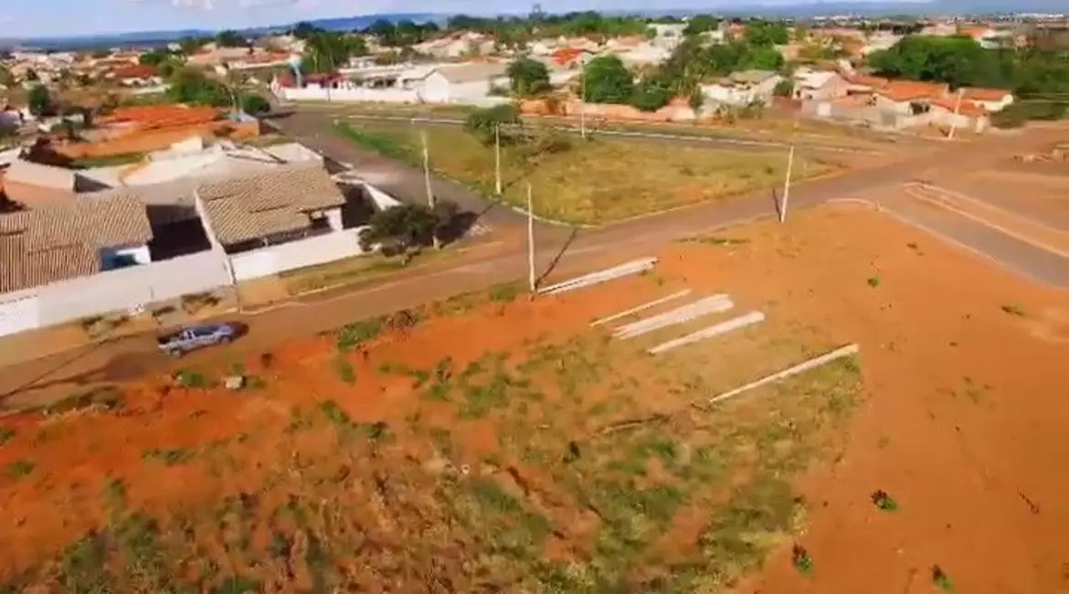 Foto 6 de Terreno / Lote à venda, 300m2 em Caldas Novas - GO