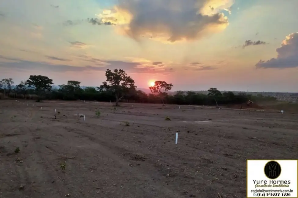 Foto 2 de Terreno / Lote à venda, 360m2 em Caldas Novas - GO