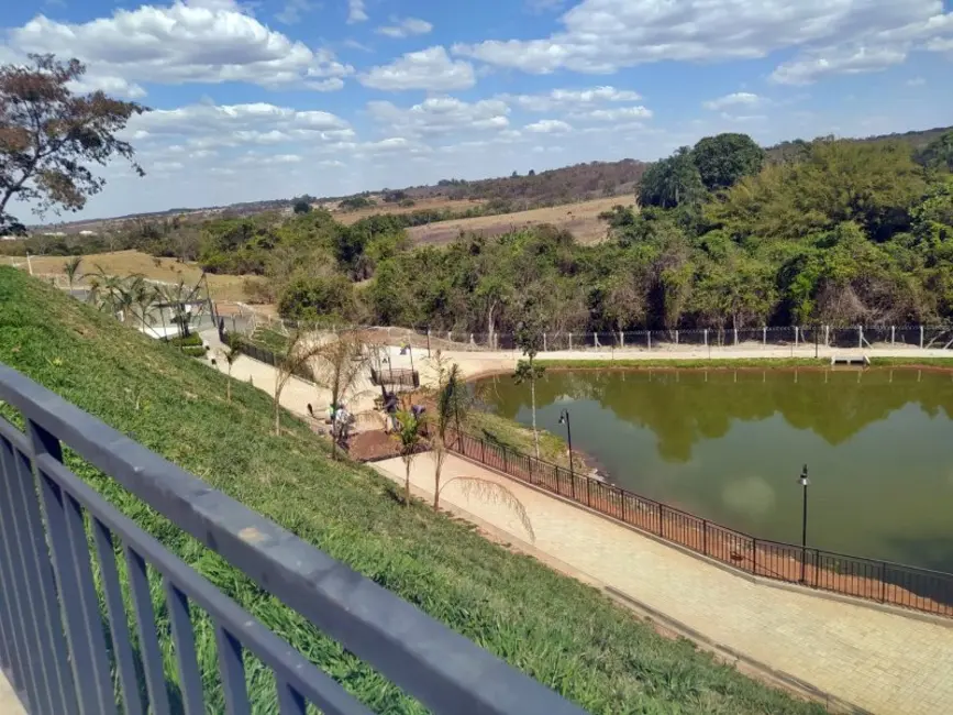 Terreno / Lote à venda, 250m2 em Caldas Novas - GO - imagem 9 Foto 9 de Terreno / Lote à venda, 250m2 em Caldas Novas - GO