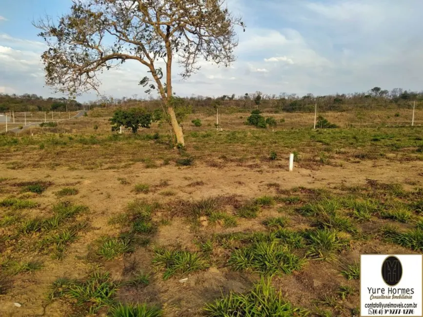 Foto 2 de Terreno / Lote à venda, 360m2 em Caldas Novas - GO