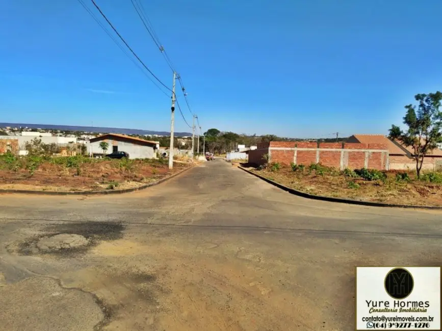 Foto 1 de Fazenda / Haras à venda, 360m2 em Caldas Novas - GO