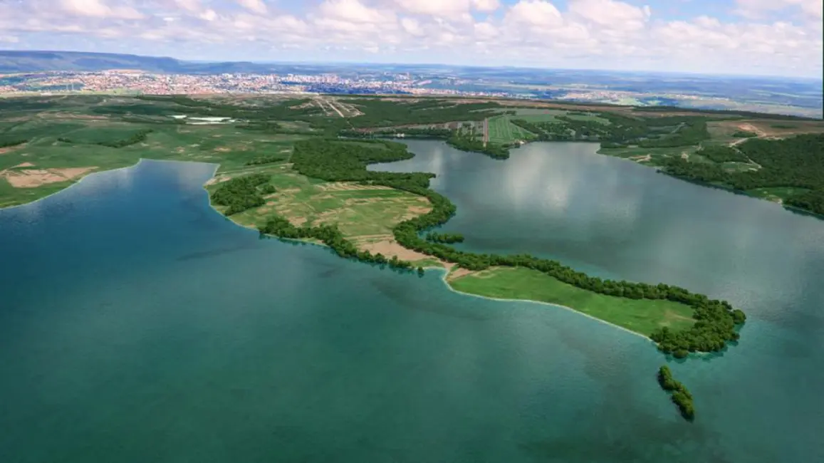 Fazenda / Haras à venda, 300m2 em Caldas Novas - GO - imagem 2 Foto 2 de Fazenda / Haras à venda, 300m2 em Caldas Novas - GO
