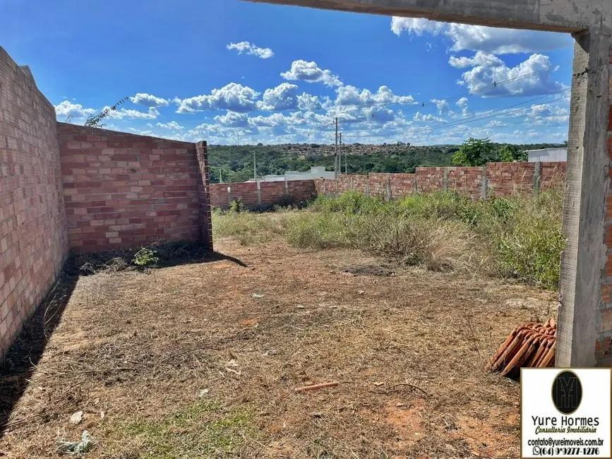 Foto 2 de Terreno / Lote à venda, 417m2 em Caldas Novas - GO