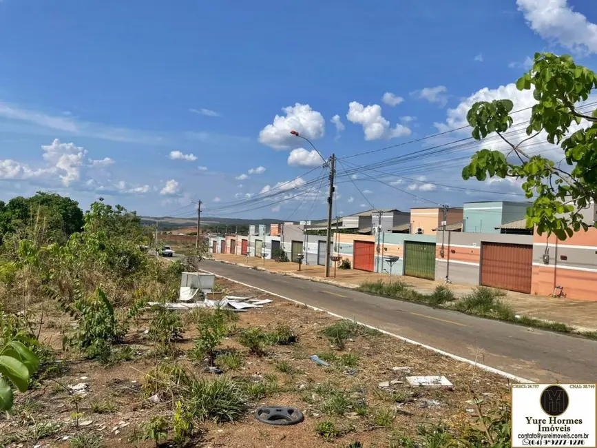 Foto 1 de Terreno / Lote à venda, 360m2 em Caldas Novas - GO