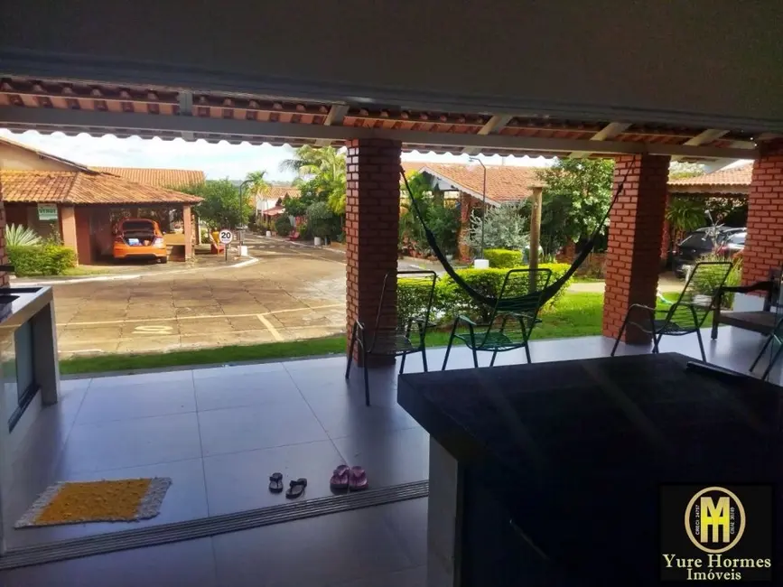 Casa de Condomínio com 3 quartos à venda, 127m2 em Caldas Novas - GO - imagem 3 Foto 3 de Casa de Condomínio com 3 quartos à venda, 127m2 em Caldas Novas - GO