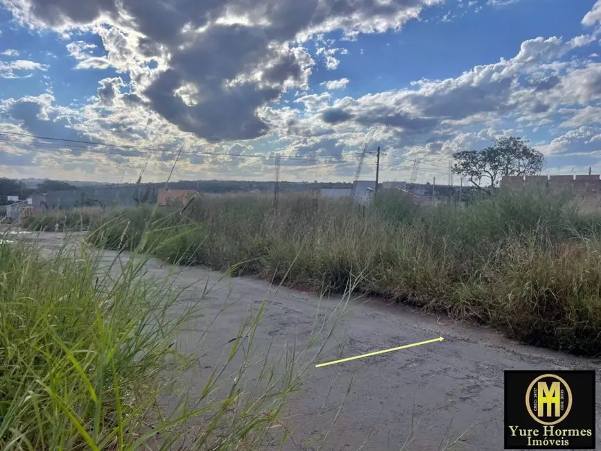 Terreno / Lote à venda, 370m2 em Caldas Novas - GO - imagem 4 Foto 4 de Terreno / Lote à venda, 370m2 em Caldas Novas - GO