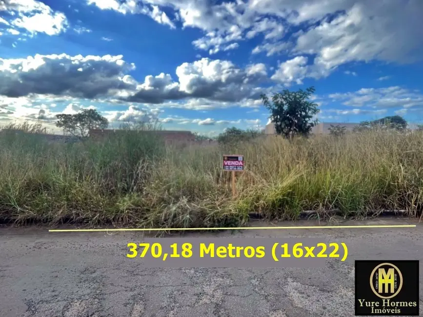 Foto 1 de Terreno / Lote à venda, 370m2 em Caldas Novas - GO