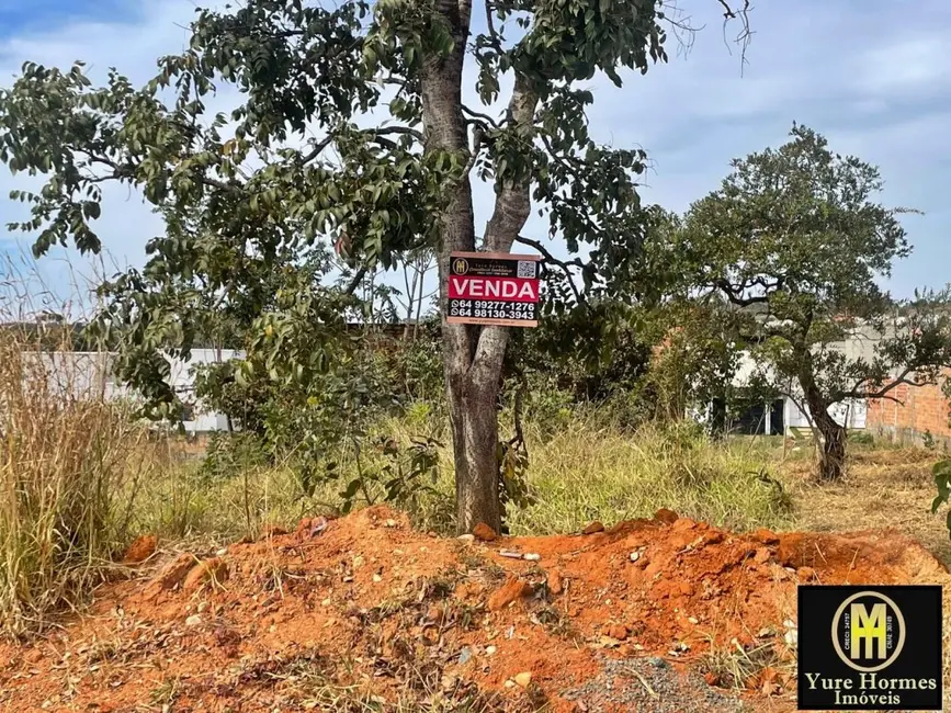 Foto 4 de Terreno / Lote à venda, 360m2 em Caldas Novas - GO