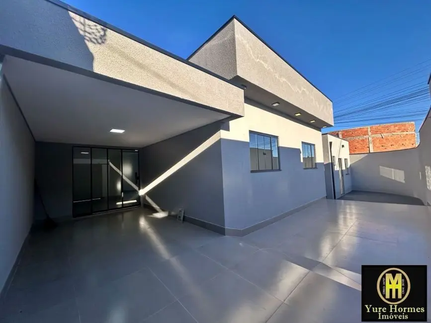 Foto 1 de Casa com 3 quartos à venda, 200m2 em Caldas Novas - GO