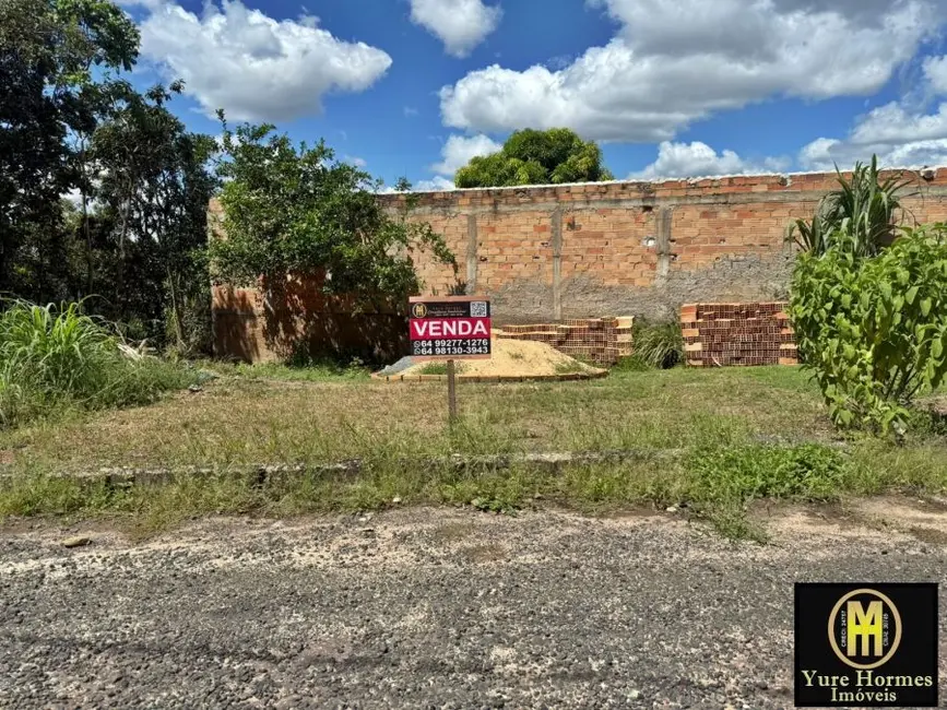 Foto 2 de Terreno / Lote à venda, 200m2 em Caldas Novas - GO