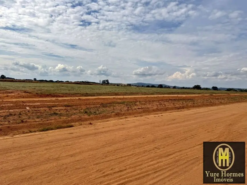 Foto 2 de Chácara com 1 quarto à venda, 750m2 em Caldas Novas - GO