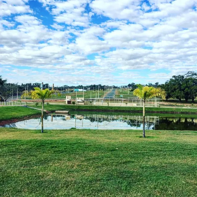 Terreno / Lote à venda, 300m2 em Caldas Novas - GO - imagem 3 Foto 3 de Terreno / Lote à venda, 300m2 em Caldas Novas - GO