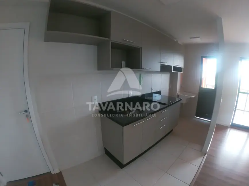 Foto 2 de Apartamento com 3 quartos para alugar, 66m2 em Ponta Grossa - PR