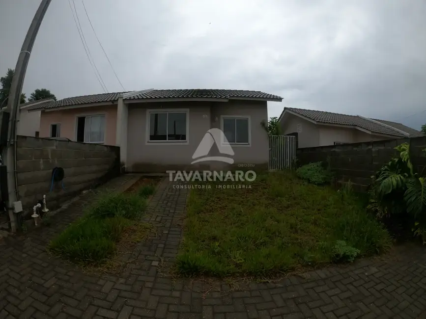 Foto 1 de Casa de Condomínio com 2 quartos para alugar, 41m2 em Ponta Grossa - PR