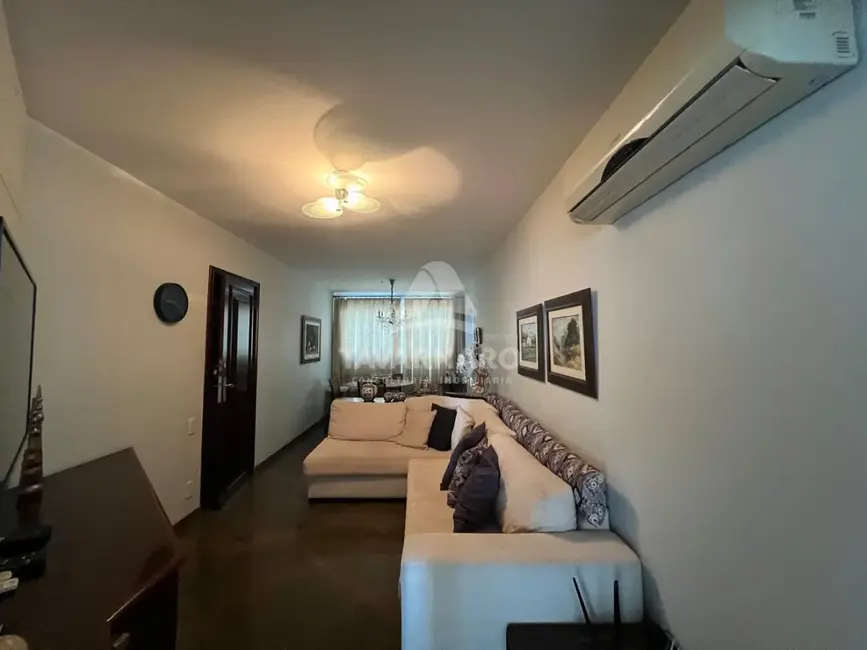 Foto 2 de Apartamento com 4 quartos à venda, 241m2 em Balneario Camboriu - SC