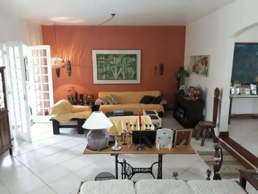Foto 6 de Casa de Condomínio com 3 quartos à venda, 260m2 em Itaipu, Niteroi - RJ