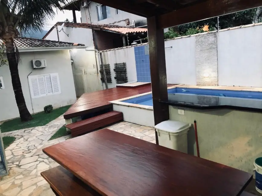 Foto 6 de Casa com 4 quartos à venda, 350m2 em Barra Velha, Ilhabela - SP