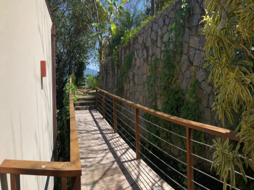 Foto 2 de Casa de Condomínio com 5 quartos à venda, 500m2 em Ilhabela - SP