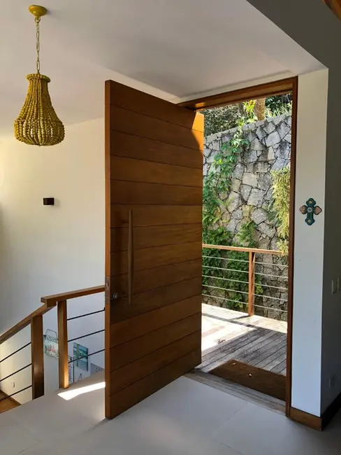 Foto 8 de Casa de Condomínio com 5 quartos à venda, 500m2 em Ilhabela - SP
