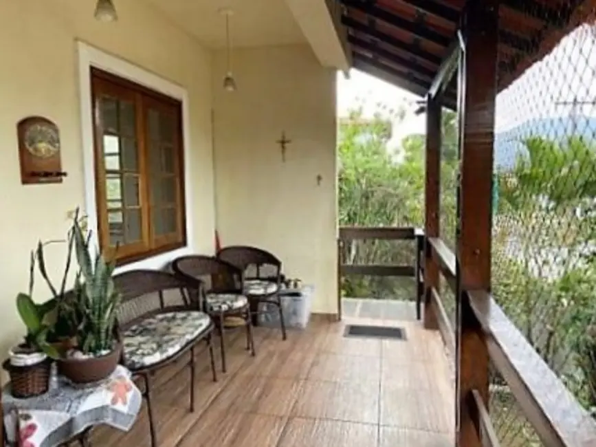 Foto 4 de Casa com 5 quartos à venda, 315m2 em Piratininga, Niteroi - RJ