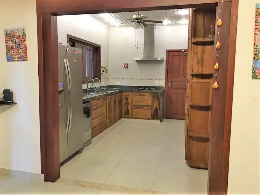 Foto 9 de Casa de Condomínio com 4 quartos à venda, 300m2 em Ilhabela - SP