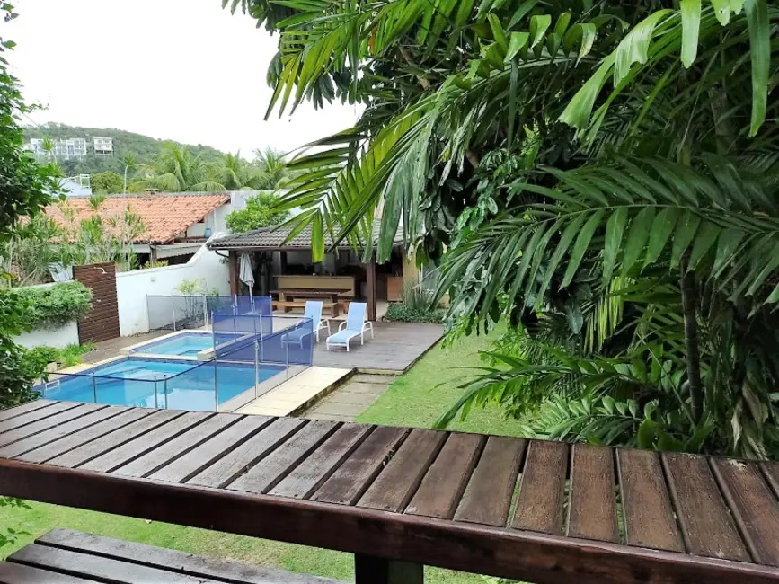 Foto 1 de Casa com 4 quartos à venda, 213m2 em Camboinhas, Niteroi - RJ