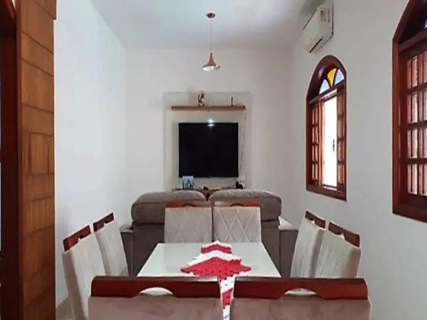 Foto 3 de Casa com 4 quartos à venda, 225m2 em Itaipu, Niteroi - RJ