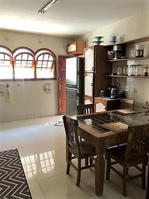 Foto 4 de Casa com 4 quartos à venda, 225m2 em Itaipu, Niteroi - RJ