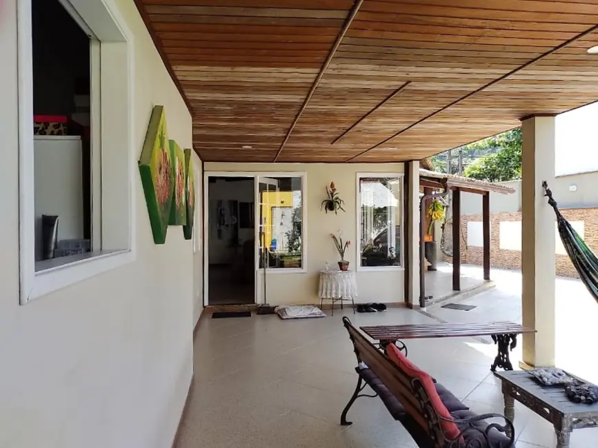 Foto 2 de Casa com 4 quartos à venda, 300m2 em Itacoatiara, Niteroi - RJ
