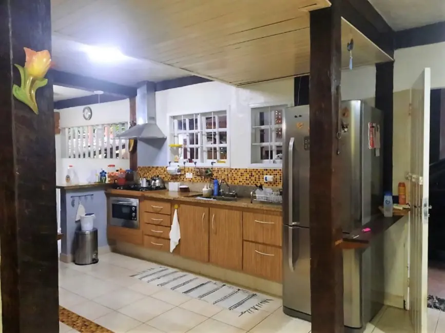 Foto 8 de Casa com 3 quartos à venda, 250m2 em Ilhabela - SP