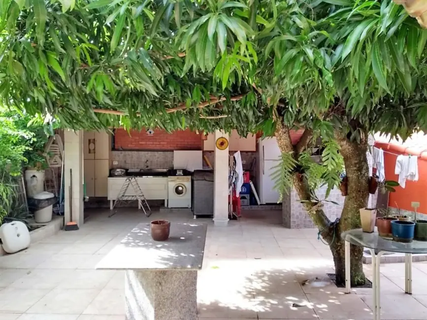 Foto 4 de Casa com 3 quartos à venda, 410m2 em Jardim Imbuí, Niteroi - RJ